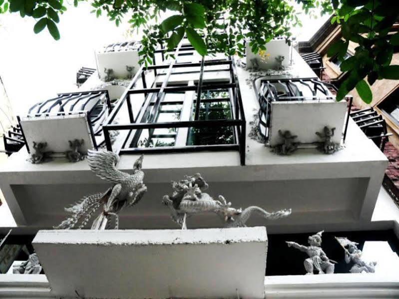 The Sculpture Hotel Chiang Mai Buitenkant foto